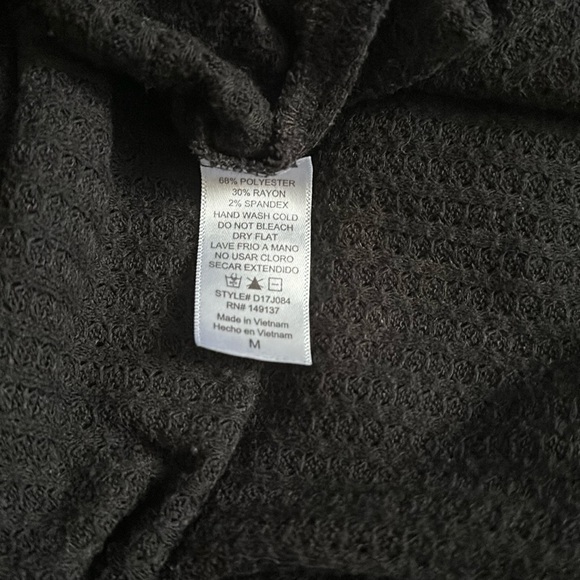 Double Zero V Neck Sweater - Picture 4 of 4